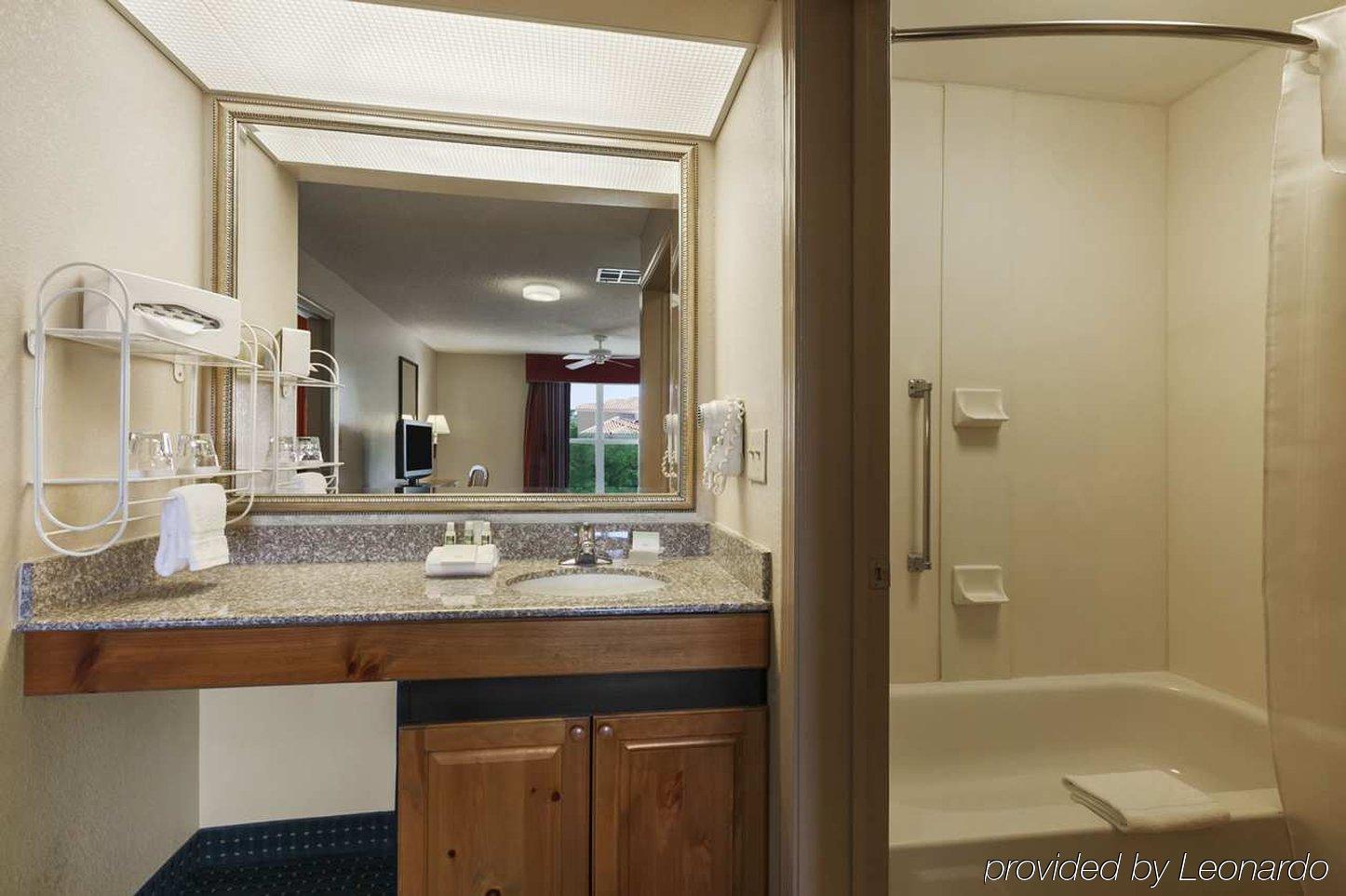 Homewood Suites Phoenix-Scottsdale Exterior foto